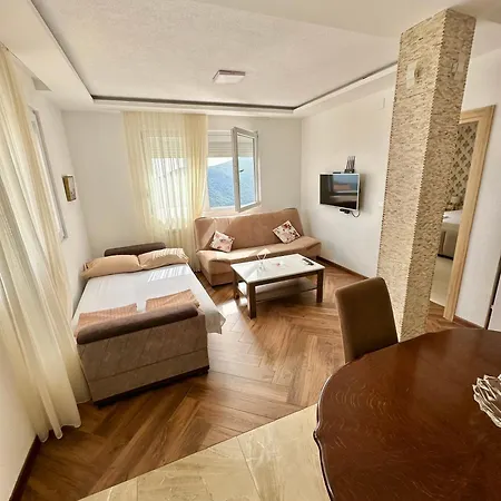 Montenegrina * Budva