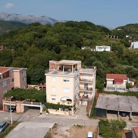 Montenegrina Budva